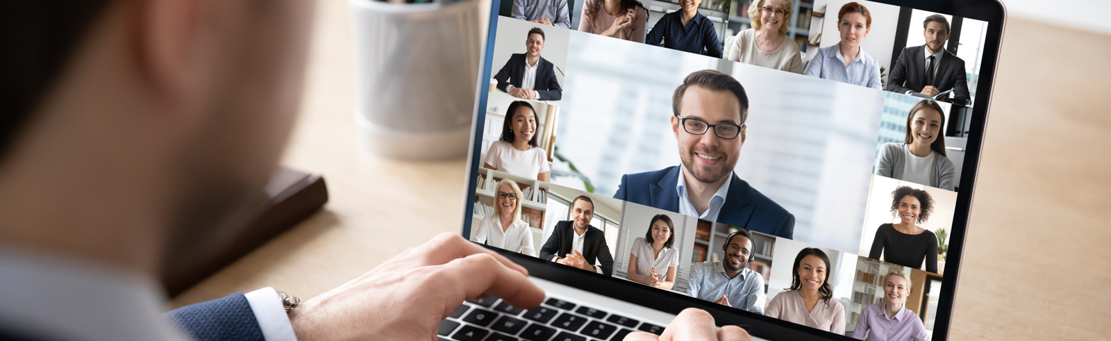 Flexibele software voor het organiseren van uw online meeting, video conference, training, vergadering of webinar.